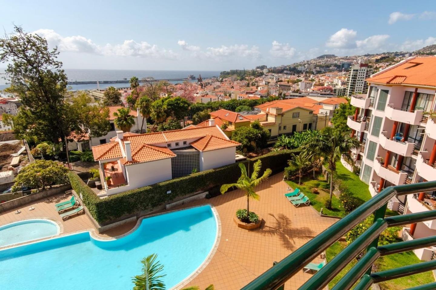 Varandas Funchal-near Center Leilighet